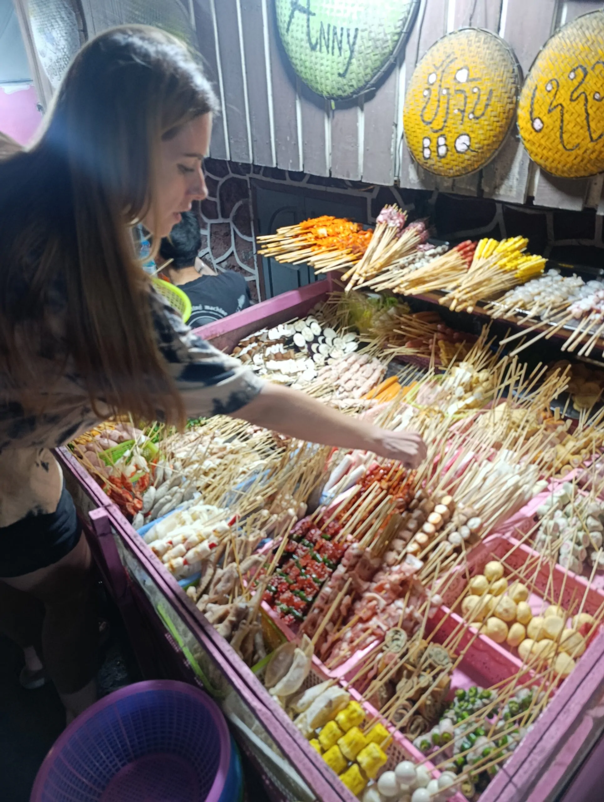 Stragany z jedzeniem były niemalże w całym centrum miasta. Do wyboru, do koloru.