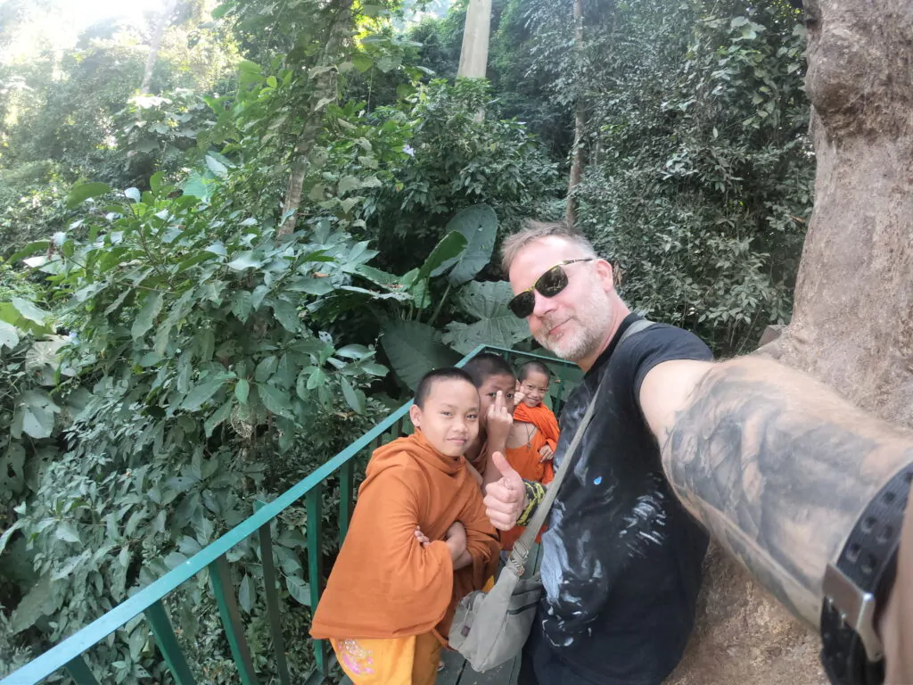 Park narodowy Nam Dong młodzi mnisi